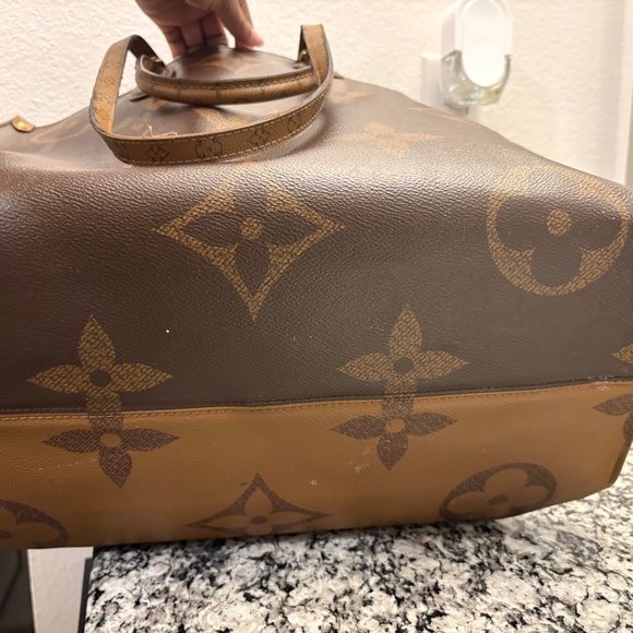 Louis Vuitton Reverse Monogram Giant Onthego GM – Fair Condition - Picture 7 of 7